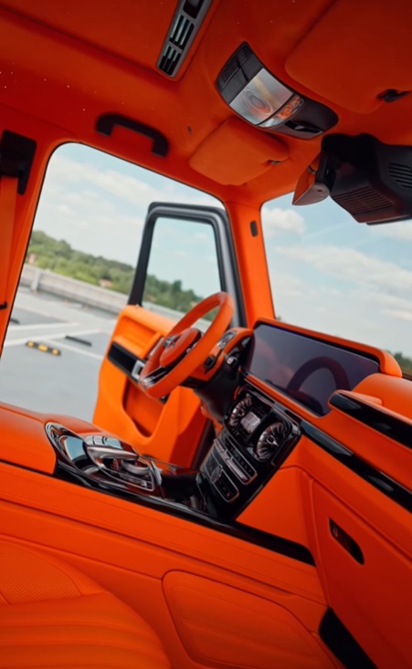 Imagini cu noua mașină a Adelinei Pestrițu. Și-a cumpărat un Mercedes G Class, bolid care valorează peste 200.000 de euro 7 masina adelina pestritu 10
