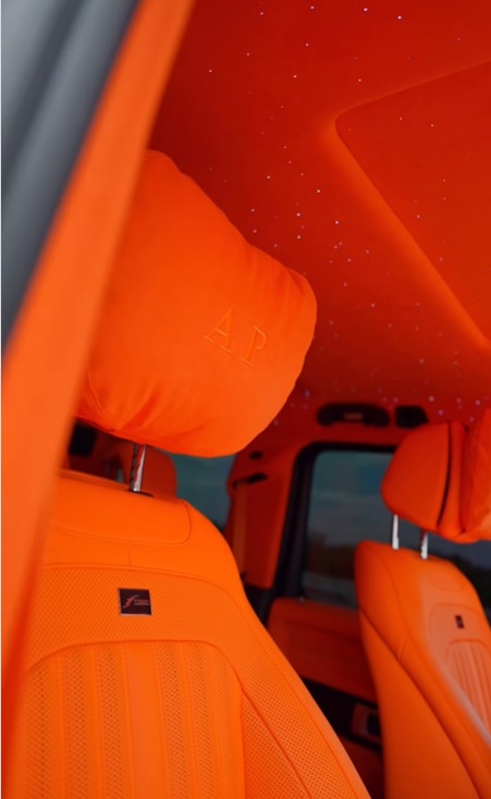 Imagini cu noua mașină a Adelinei Pestrițu. Și-a cumpărat un Mercedes G Class, bolid care valorează peste 200.000 de euro 4 masina adelina pestritu 13