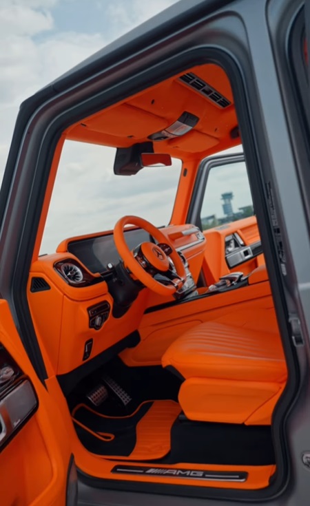 Imagini cu noua mașină a Adelinei Pestrițu. Și-a cumpărat un Mercedes G Class, bolid care valorează peste 200.000 de euro 3 masina adelina pestritu 14