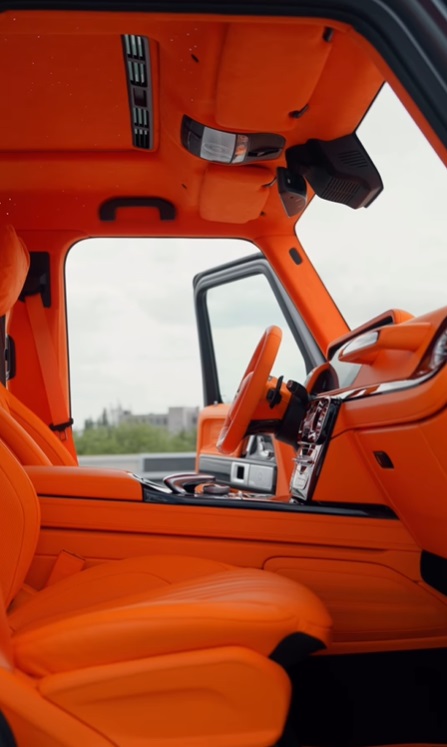 Imagini cu noua mașină a Adelinei Pestrițu. Și-a cumpărat un Mercedes G Class, bolid care valorează peste 200.000 de euro 11 masina adelina pestritu 6