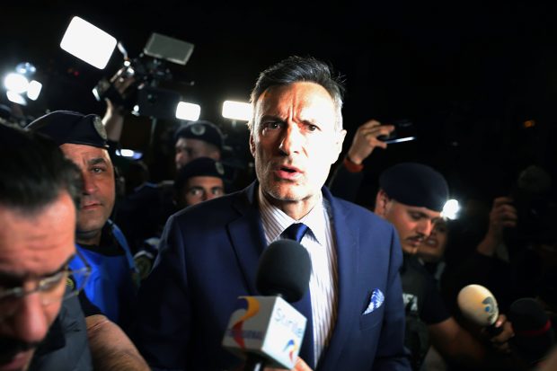 Generalul Florian Coldea, la poliție pentru verificarea controlului judiciar: „Am totală încredere în justiţie”