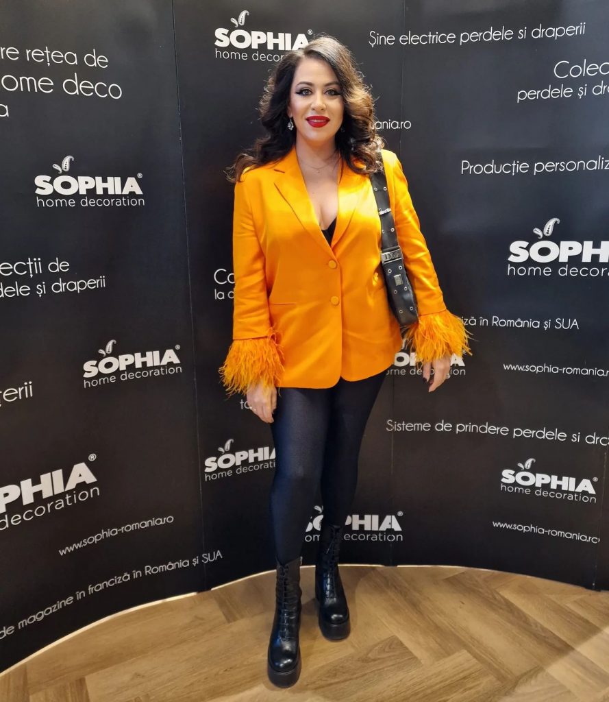 oana roman a slabit 1