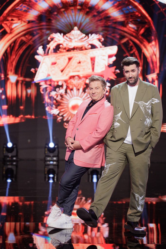 Rareș Prisacariu, din nou pe scena de la Românii au talent. Ce se întâmplă în marea finală a sezonului 14 1 prezentatorii rat
