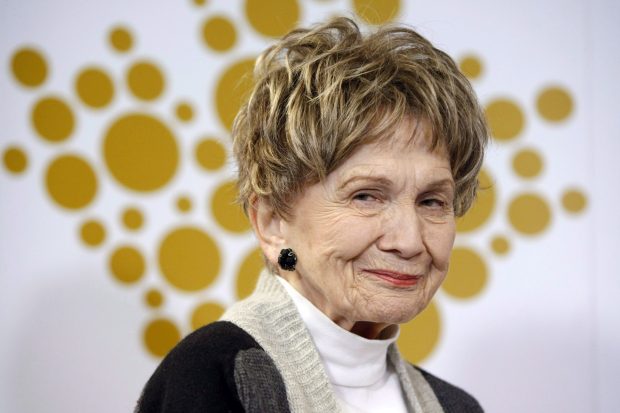 Alice Munro a murit la vârsta de 92 de ani. Laureată a premiului Nobel pentru Literatură, scriitoarea a fost numită „Cehov canadian”