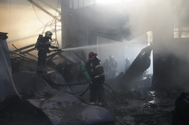 Război în Ucraina, ziua 827 | Ucrainenii au lovit patru nave rusești de patrulare în Crimeea. Atac cu bombă ghidată în Harkov