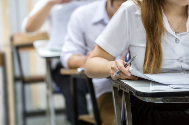 Ministerul Educației a anunțat cum pot corecta elevii un răspuns greșit la Evaluarea Națională