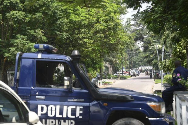 Tentativa de puci din Republica Democratică Congo. Armata susține că l-a ucis pe liderul atacatorilor și a arestat 40 de suspecți, printre care cetățeni americani