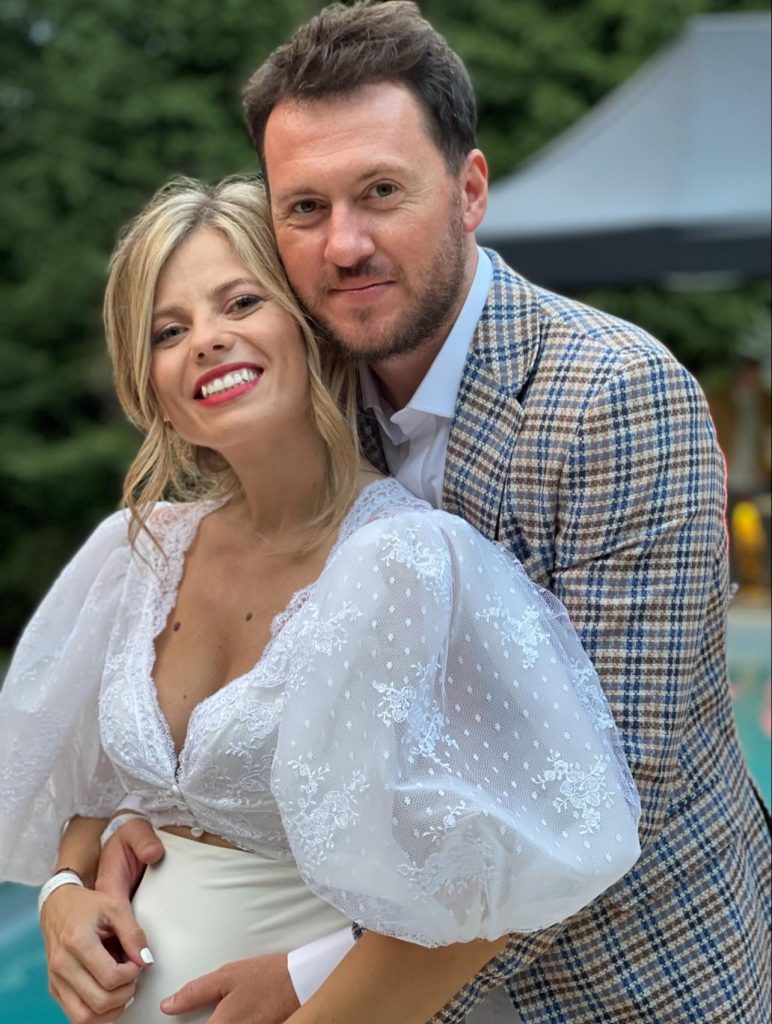 roxana hulpe si sotul bogdan 5