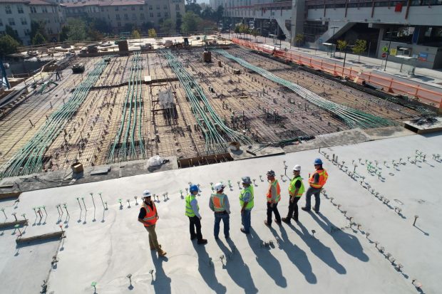 Index salarial eJobs: Peste o treime dintre angajații din construcții au salarii cuprinse între 4.500 și 7.000 de lei. Media netă în domeniu este de 5.000 de lei pe lună