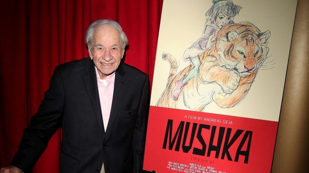 Compozitorul Disney Richard M. Sherman, care a scris şi piese pentru „Mary Poppins” și „Pisicile aristocrate”, a murit la vârsta de 95 de ani