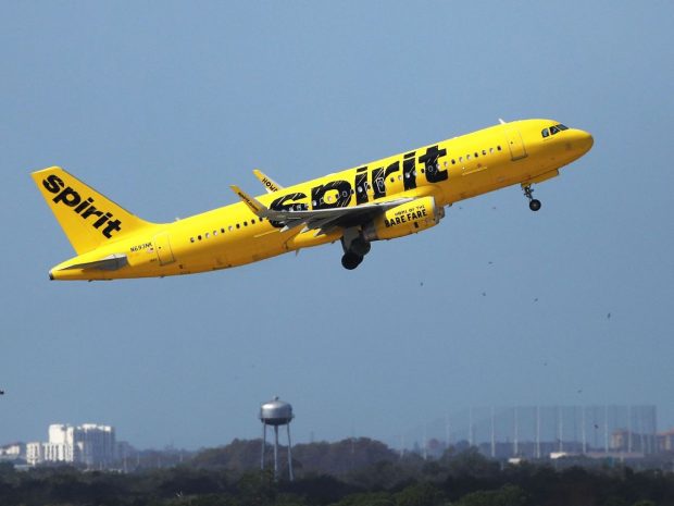 Panică la bordul unui avion Spirit Airlines, după ce pasagerilor li s-a spus să se pregătească pentru „o aterizare de urgență pe apă”