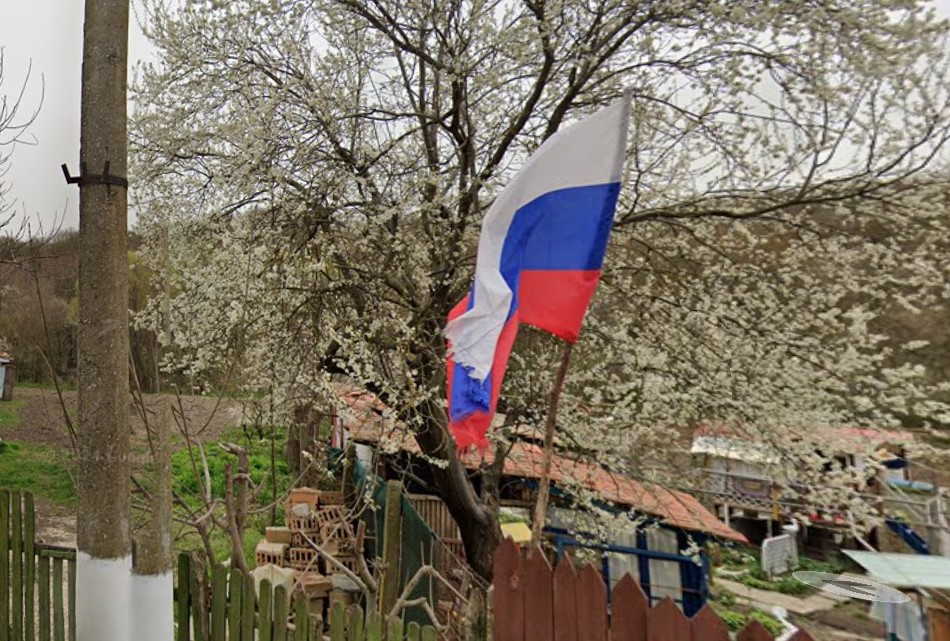 steag pe casa in satul voynovo 2