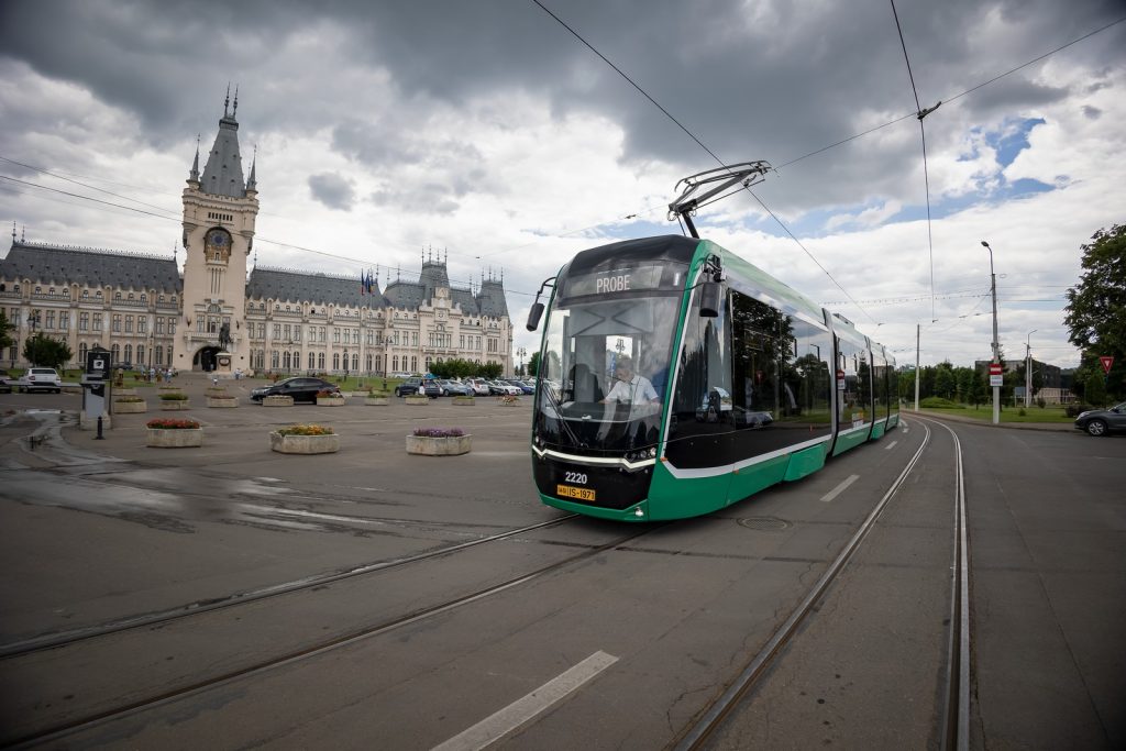 Transportul în comun din Iași, scos din epoca de piatră cu fonduri europene. Marea problemă încă nerezolvată de primărie: funcționalitatea 6 tramvaie noi iasi 3