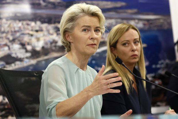 Ursula von der Leyen riscă să piardă sprijinul socialiștilor pentru un nou mandat la șefia Comisiei Europene. Cauza posibilei rupturi