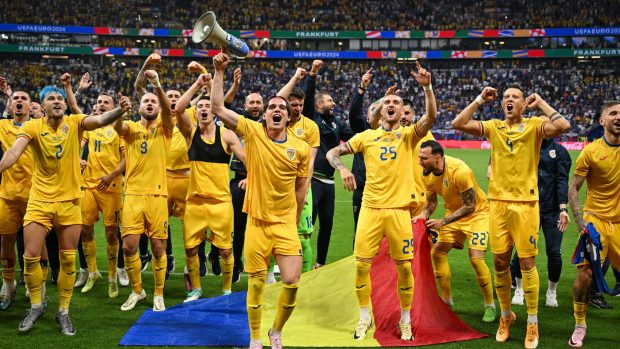 Ianis Hagi, lider de galerie. Imaginile bucuriei calificării naționalei în „optimile” Euro 2024