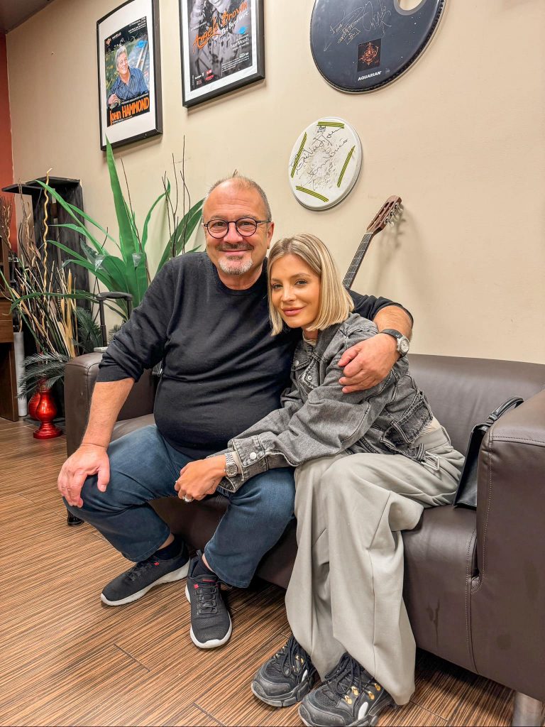 Anunțul făcut de Ana Baniciu aflată în ultima lună de sarcină. „Eu azi, 1 iunie, plânsă toată. Așa fac eu când se termină un capitol” 2 3878354458932826954975497484914108134412136n