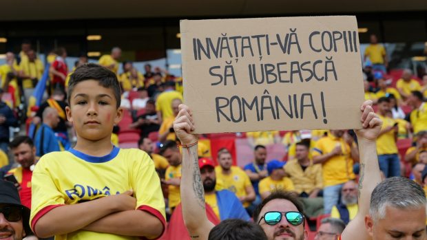 Mesajul unui suporter român aflat pe stadion la meciul Belgia – România a devenit viral pe internet