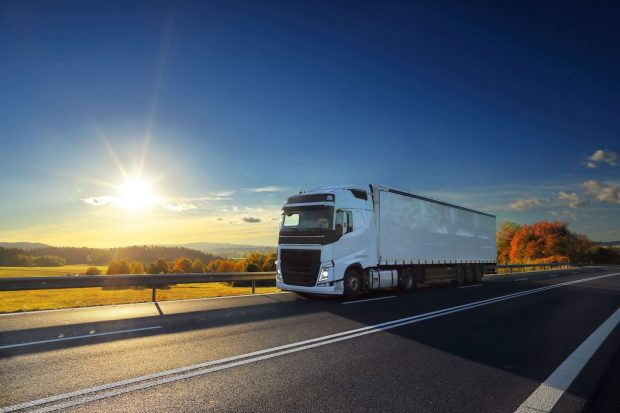 De ce să alegi Crystal Logistics pentru importarea și expedierea mărfurilor: 3 avantaje