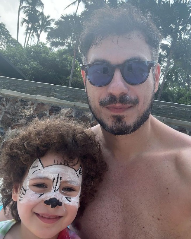 alex piturca si baietelul noah 1