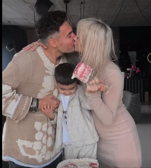 alina ceusan va avea o fetita 5