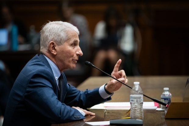 Anthony Fauci, fost consilier al lui Donald Trump, audiat în Congres în legătură cu originea virusului care a cauzat pandemia de COVID-19. Ce a declarat