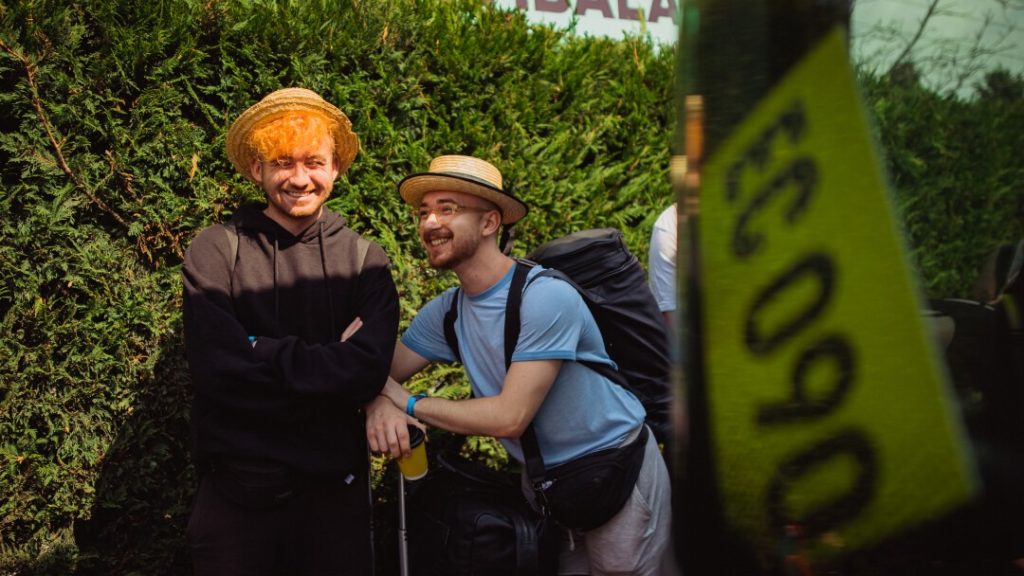 Cum să trăiești sustenabil experiența Electric Castle 1 busridersec 1024x576 1