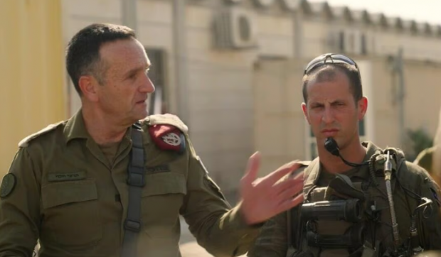 Șeful armatei israeliene a vizitat așezarea Nir Oz, care și-a pierdut un sfert din locuitori după atacul Hamas: „Îmi cer scuze”