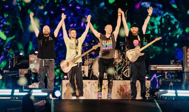 Poliția face scut în jurul stadionului din Viena unde concertează Coldplay, după recentele amenințări teroriste