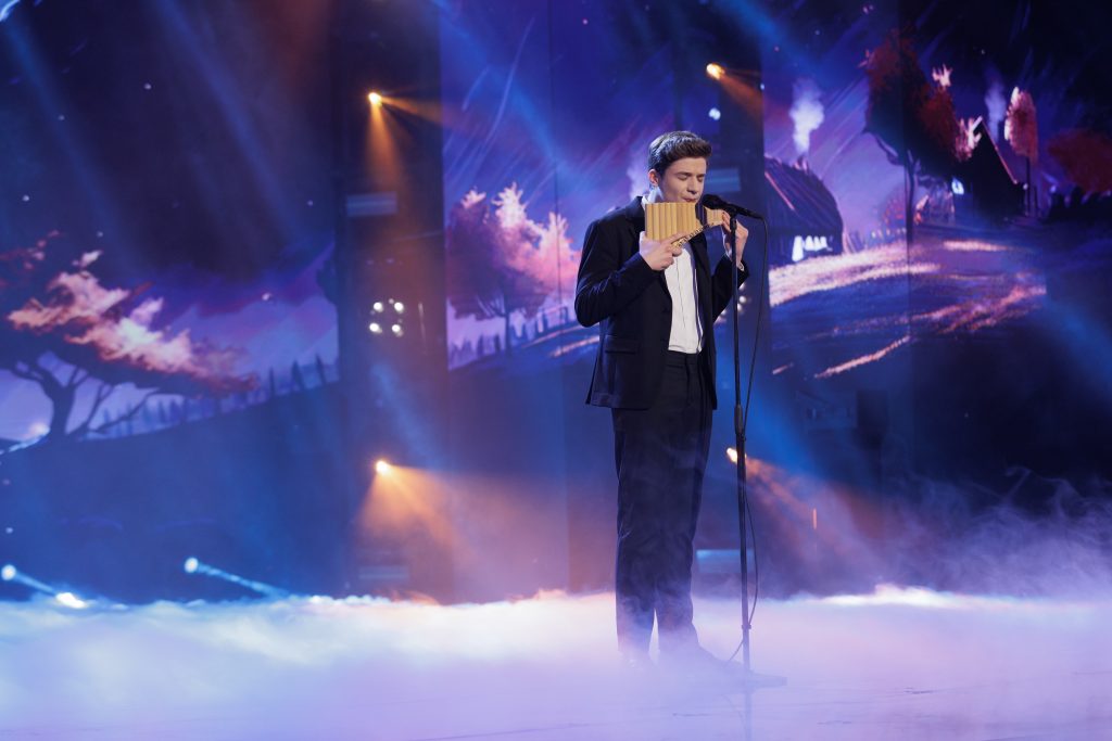 Boala care l-a împins pe Cristian Ciaușu, câștigătorul Românii au talent 2024, să cânte la nai: „Instrumentul care mi-a salvat viața” 1 cristian ciausu