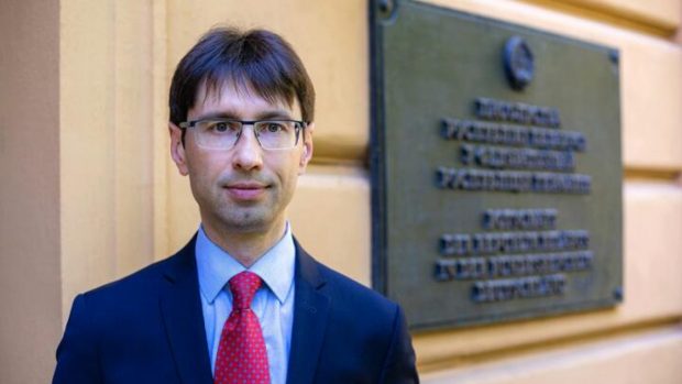 Fostul ambasador al Belarusului în Germania a fost găsit mort. Diplomatul se afla în vizorul KGB-ului lui Lukașenko