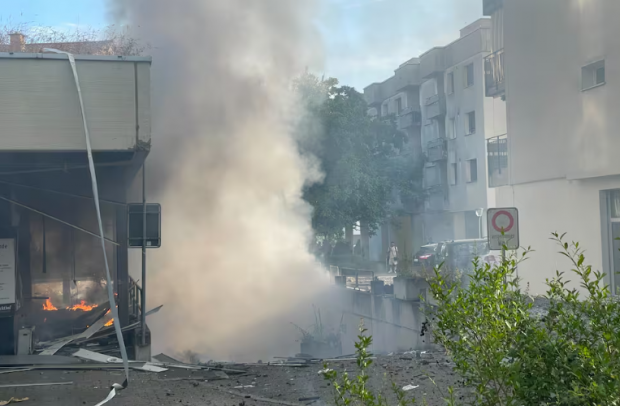 2 morți și 11 răniți, după o explozie în parcarea subterană a unui bloc, în Elveția: „S-a simțit ca un cutremur”