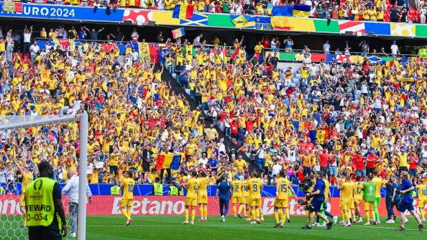 Fake news cu suporterii români publicat de cel mai mare ziar de sport din Rusia: „Au scandat numele lui Putin”