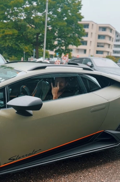Cum arată mașina de sute de mii de euro pe care Felix Baumgartner și-a cumpărat-o. Mihaela Rădulescu: „O poți atinge, este a ta. Este perfectă” 3 felix baumgartner lamborghini 8