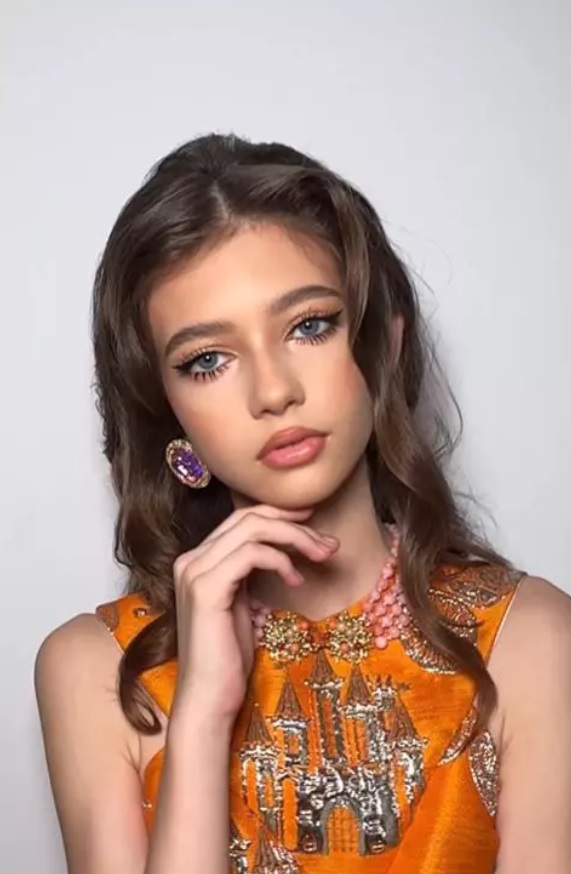 fiica iulia albu 8