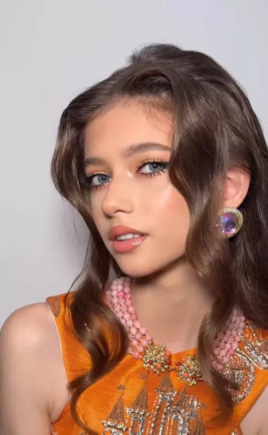 fiica iulia albu 9