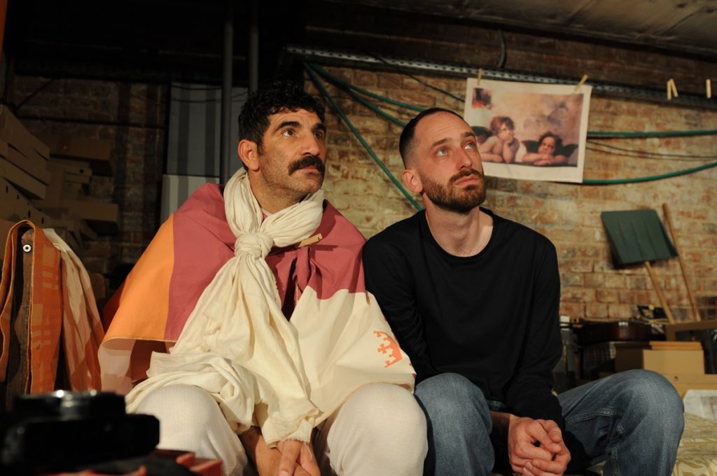 Festivalul de Artă "Film în Sat" Se Extinde și Adună Comunitatea în Jurul Culturii Românești 3 film in sat rasinariemigranti