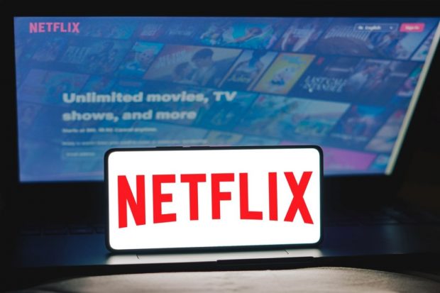 Ce filme și seriale noi apar în luna iulie la Netflix