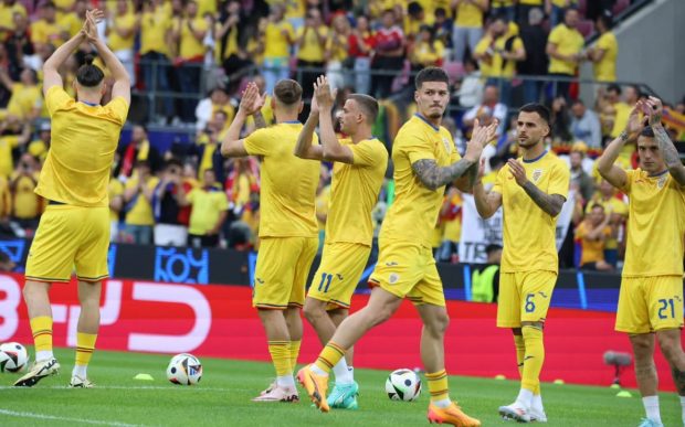„Tricolorii”, mesaj pentru elevii care susţin Evaluarea Naţională: „Vă ţinem pumnii aşa cum şi voi o faceţi pentru noi”