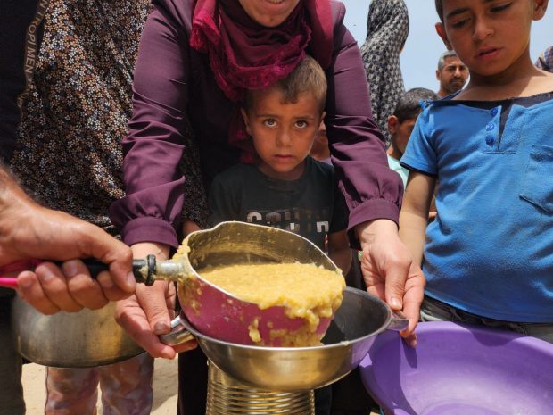 Cel puțin unul din patru copii mai mici de cinci ani trăiește într-o „sărăcie alimentară severă”, avertizează UNICEF