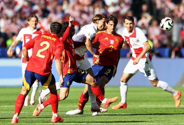 EURO 2024, a doua zi a turneului. Elveția și Spania, debut cu victorie în fața Ungariei și a Croației. Urmează Italia – Albania