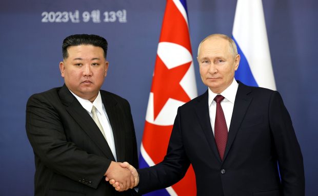 Vladimir Putin a sosit în Coreea de Nord. Cum a fost întâmpinat
