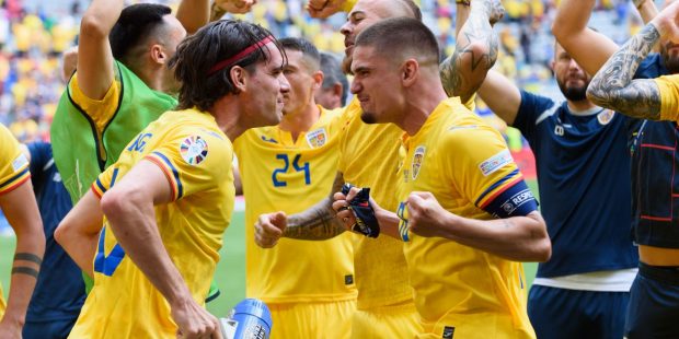 Selecționerul caută formula câștigătoare pentru jocul cu Olanda, din „optimile” Euro 2024. Eroul din meciul cu Slovacia va fi trecut pe bancă
