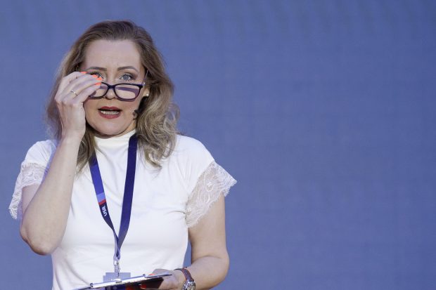 Elena Lasconi: „Dacă ursul apare pe străzile orașului, cu tot dragul pentru animale, trebuie eliminat”. Ce propune președinta USR