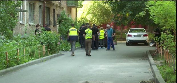 Soția opozantului kazah împușcat la Kiev spune că poliția ucraineană i-a identificat pe suspecți. Unul dintre ei ar fi campion la tir