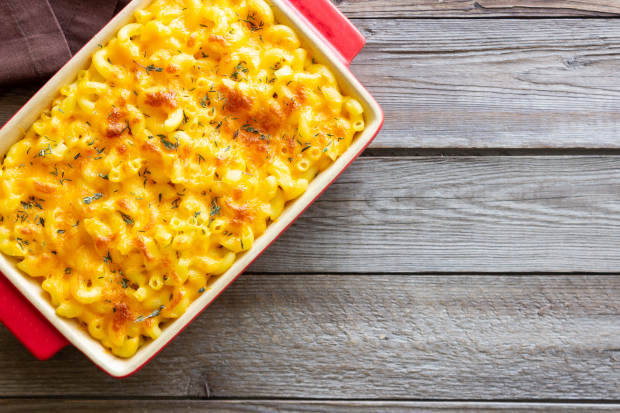 Macaroane cu brânză – cum se fac celebrele mac and cheese