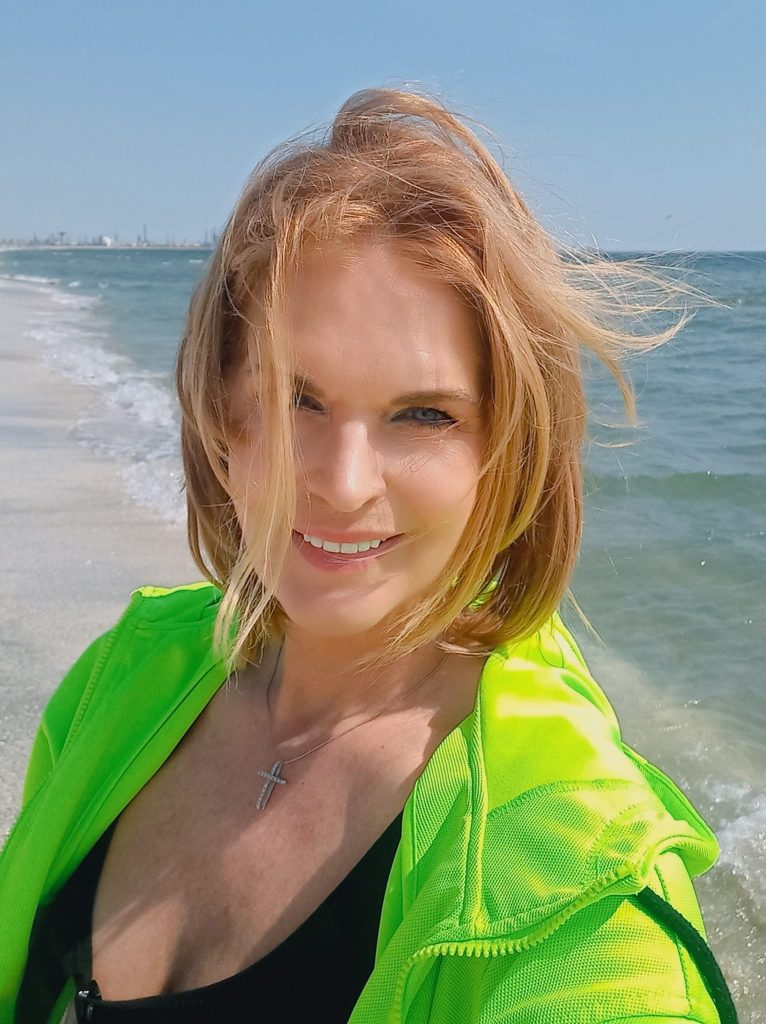 manuela harabor actrita 7