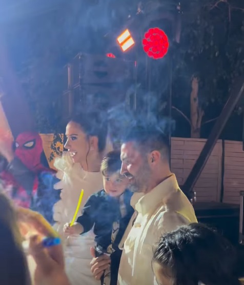 Imagini de la nunta lui Pepe cu Yasmine Pascu. Slujba religioasă nu a avut loc în biserică, iar dansul mirilor a fost atipic 13 nunta pepe yasmine pascu 4