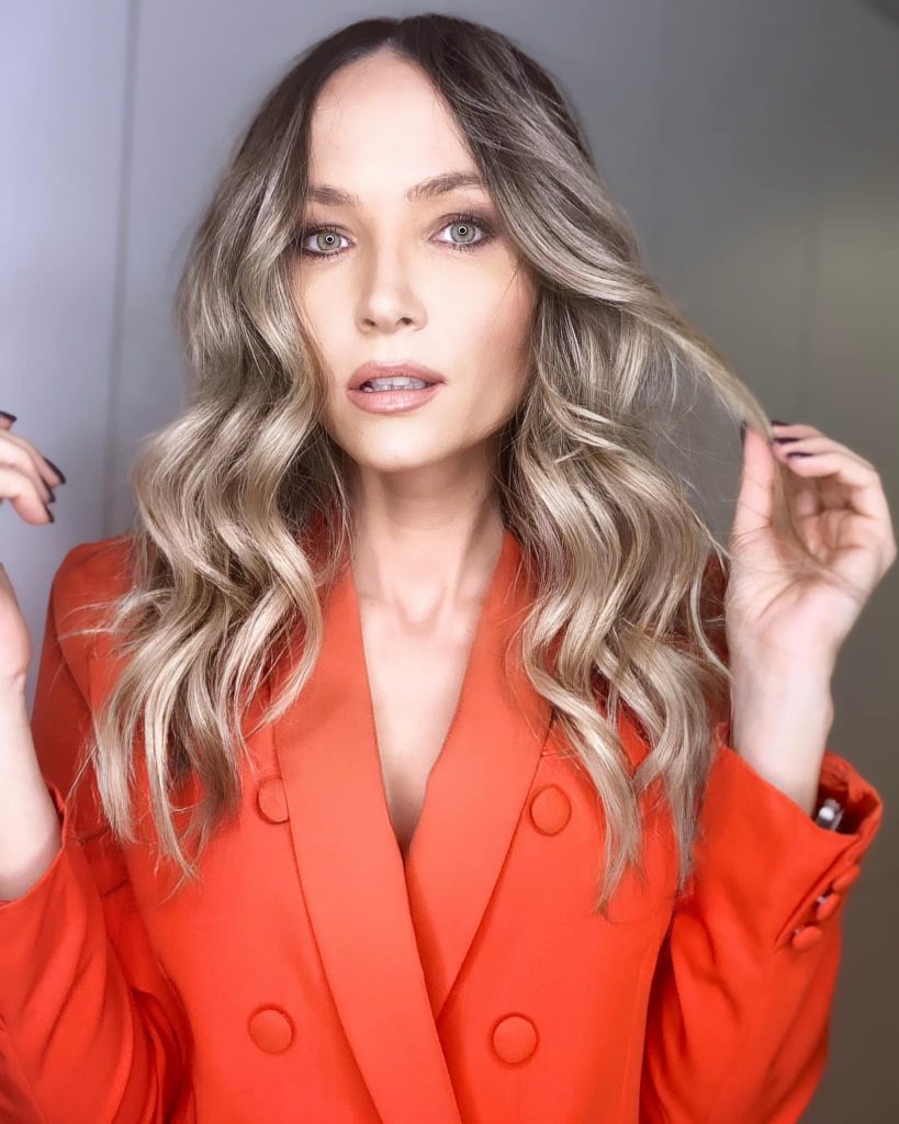 Ce se întâmplă cu cele 3 procese pe care Octavia Geamănu le are cu Antena 1, după ce a fost scoasă de pe post: „O să lupt până-n pânzele albe” 7 octavia geamanu procese antena 4