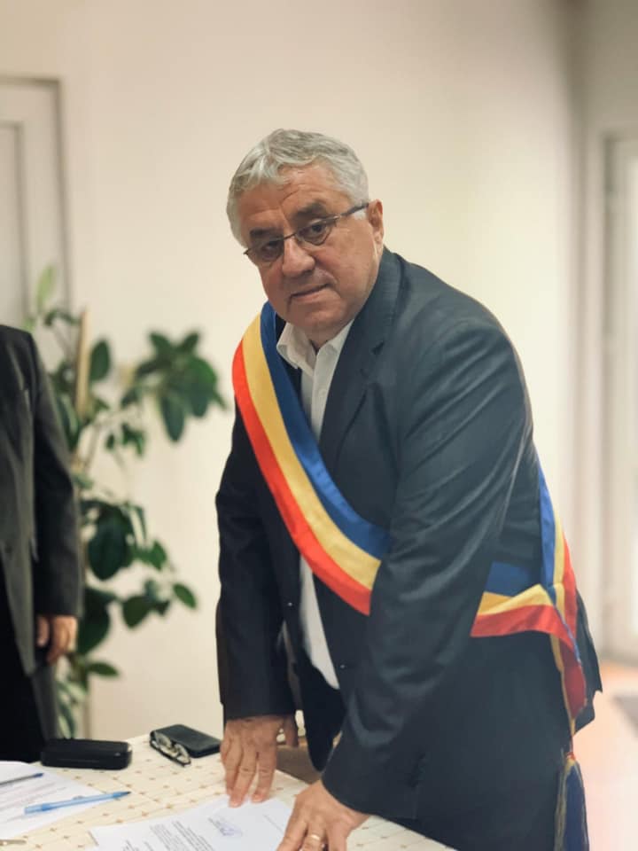 Declarați incompatibili, doi primari din Timiș și-au pus feciorii să candideze în locul lor: „Eu voi fi primar și când nu voi mai fi” 1 pavel teodor recas