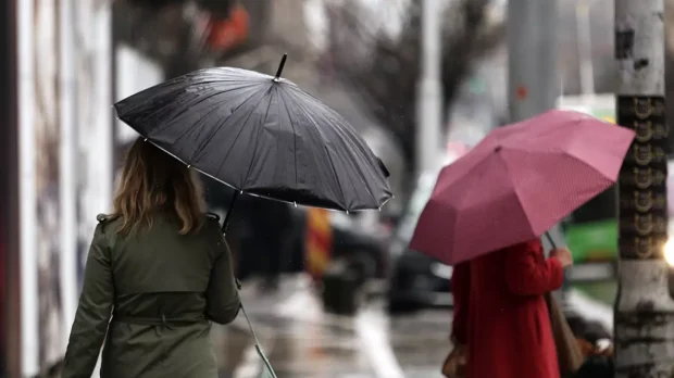 O nouă atenționare meteo de ploi și vijelii. Zonele care se află sub cod galben până vineri seară